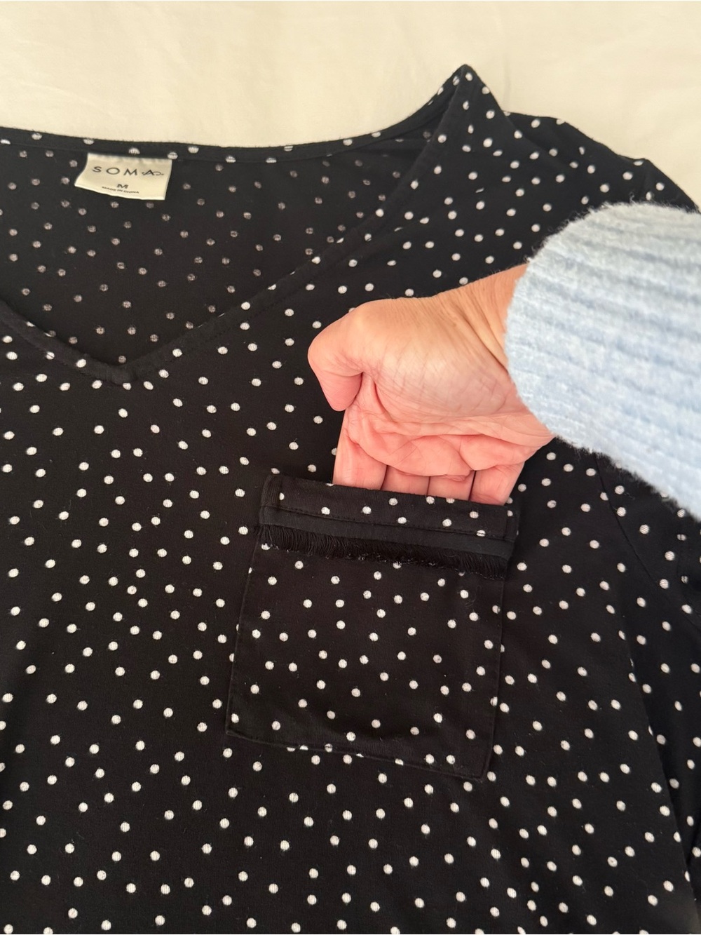 Soma Black Polka Dot V-Neck Short Sleeve Soft Pajama Top Size M - Picture 4 of 9